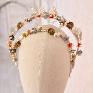 Diadema tiara de novia de flores