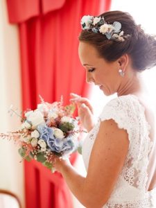 tocado de flor preservada