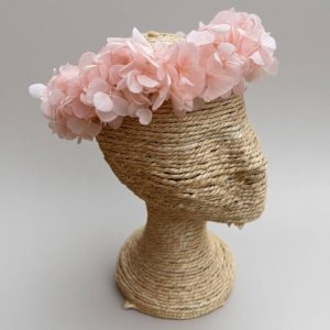 Corona de hortensia preservada rosa